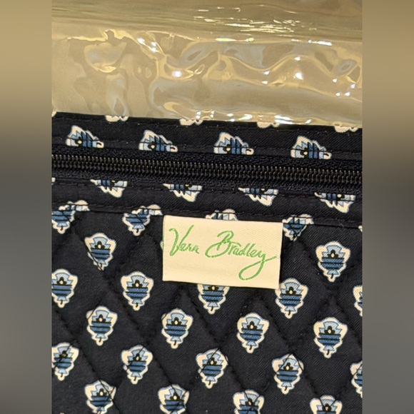 Vera Bradley Hanging Travel Organizer - Nantucket Navy - Picture 2 of 8